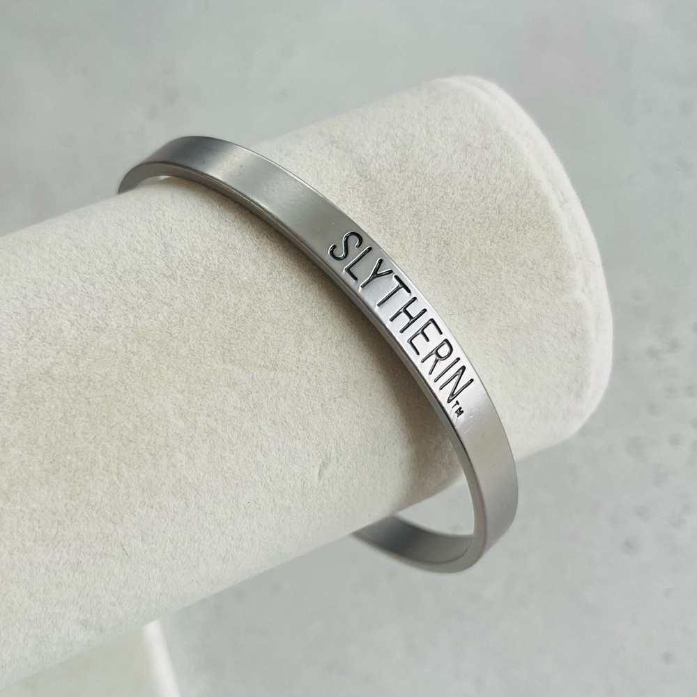 Harry Potter Slytherin WBEI Silver Tone Bangle Bracelet
